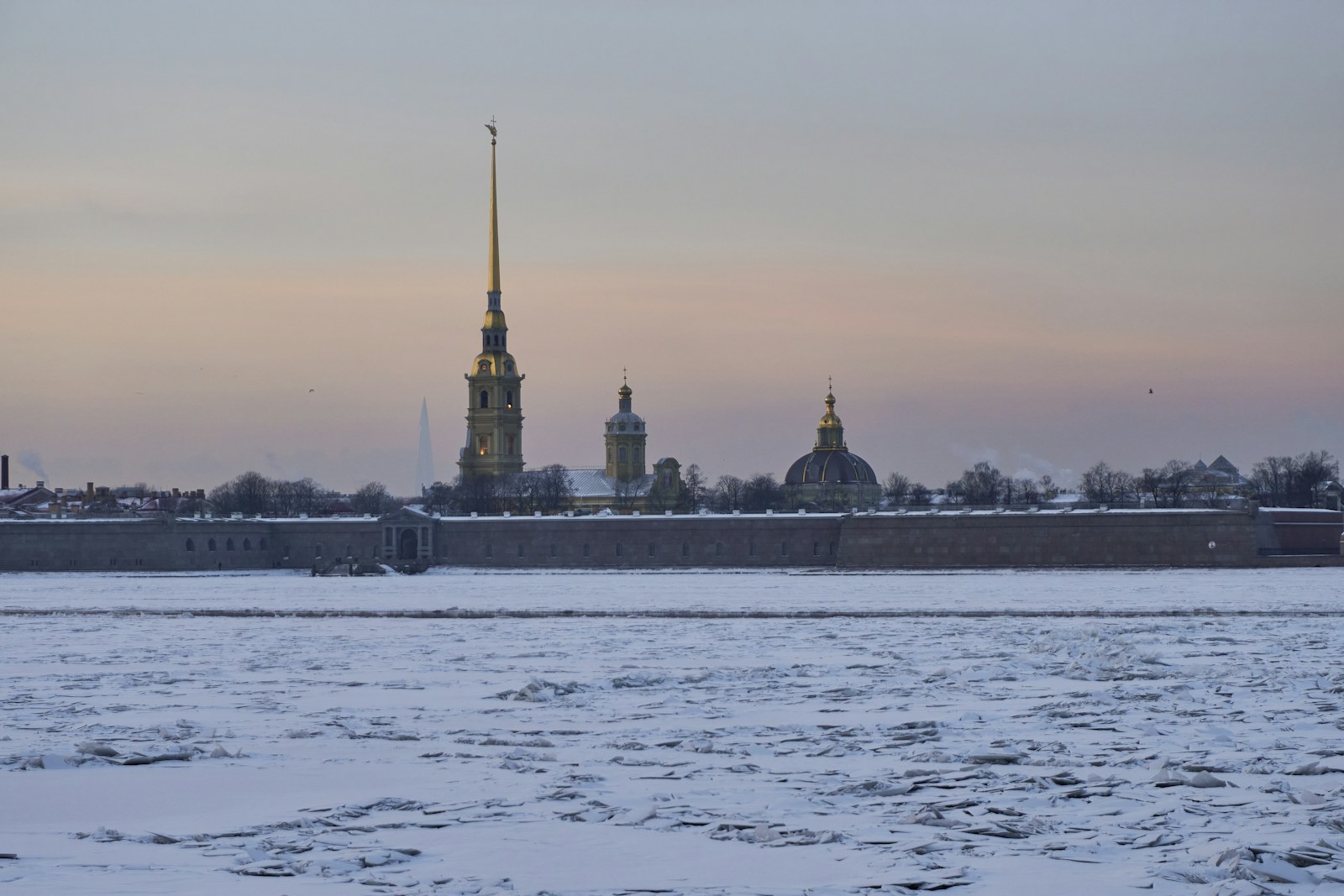 Петропавловская крепость зимой